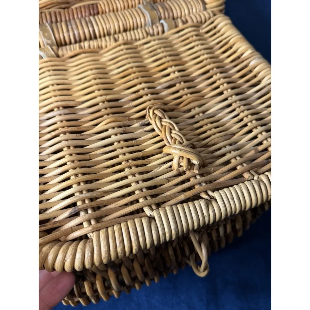 Large Italian Wicker Picnic Harvest Basket Handcrafted Brown Double Lid Rustic